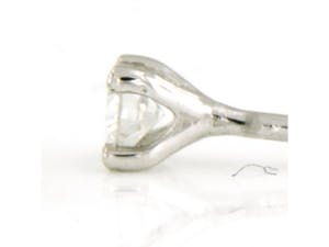 18K Goud - witgouden solitair oorknoppen bezet met briljant geslepen diamant kopen? Bied vanaf 160!