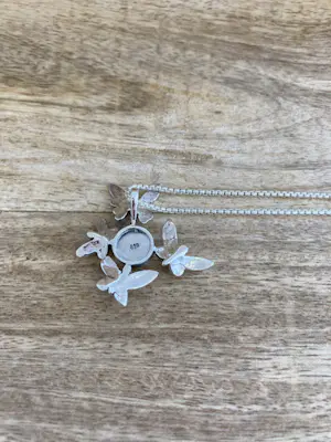 Zilveren hanger met vlinders en ketting kopen? Bied vanaf 21!