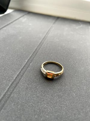 18kt gouden diamanten ring+citrien, maat 58,18,50, 3,70 gr kopen? Bied vanaf 170!