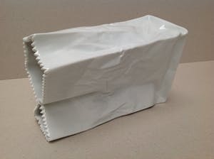 Tapio Wirkkala - Papieren Zak Vaas porselein voor Rosenthal 1977 h 19 cm kopen? Bied vanaf 69!