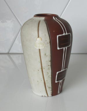 Niet of onleesbaar gesigneerd - Jawa Keramik vintage vaasje kopen? Bied vanaf 1!