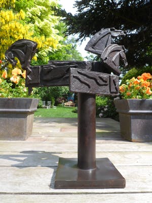 Eric Claus - Drie paardenhoofden. kopen? Bied vanaf 549!