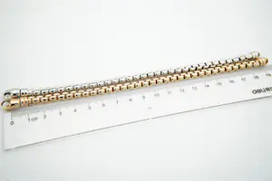 46 - Set van TWEE (2) 14 karaats wit en roségouden armbanden - dubbel geschakeld kopen? Bied vanaf 1170!