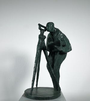 Brons (Onbekend) - Groot beeld van een landmeter kopen? Bied vanaf 350!