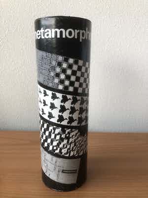 M.C. Escher - M.C Escher Metamorphose Lithograph 1972 C.w Breugel - Origineel blik verkocht voor € 85!