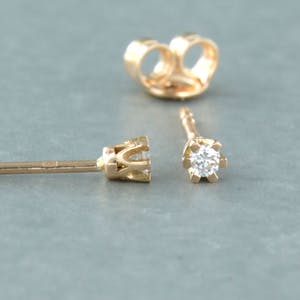 18k roségouden oorknoppen bezet met briljant geslepen diamant tot. 0,08ct kopen? Bied vanaf 1!