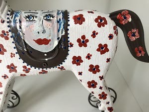 Marianne Bey - Wooden Horse / Cute Lady kopen? Bied vanaf 40!
