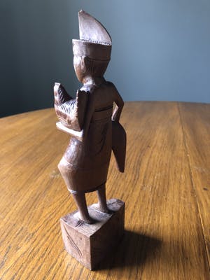 Niet of onleesbaar gesigneerd - Balinees met vechthaan (art deco) kopen? Bied vanaf 1!