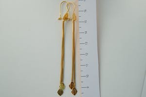 2534- elegante set 20 karaats dames 2 strengen "blad" oorhangers - gekeurd kopen? Bied vanaf 120!