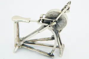 Bijzonder mooi 2e gehalte (835) Zilveren etagere / miniatuur "Slijpsteen" kopen? Bied vanaf 68!
