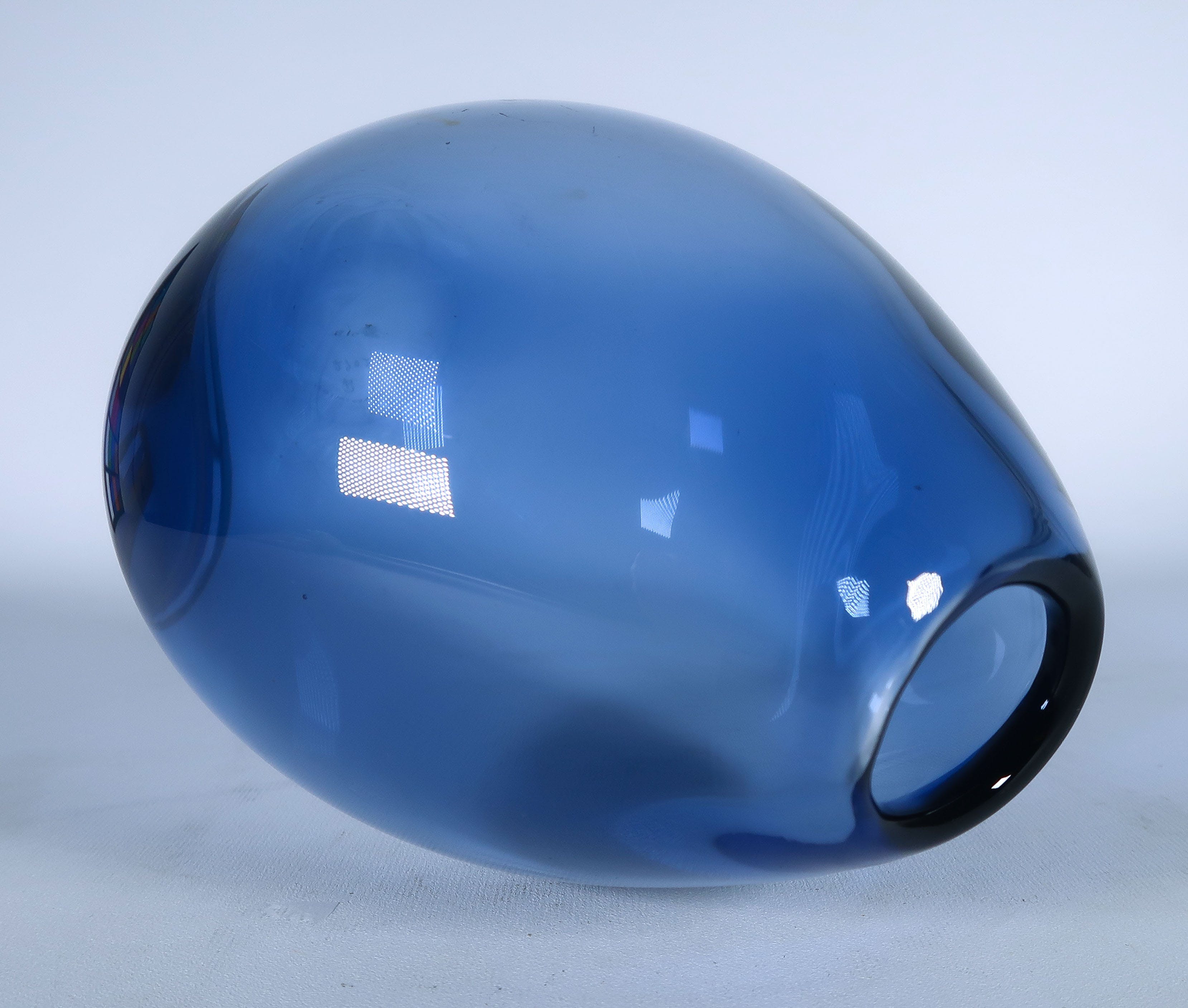 Per Lutken - Glas, Ovaal vaasje, uitgevoerd door Holmegaard kopen? Bied vanaf 40!