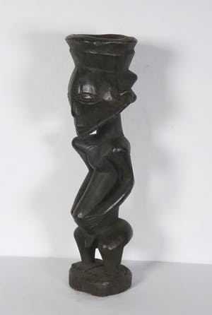 Hemba - Houten voorouderbeeld met baard en bovenop ruimte voor magische stof kopen? Bied vanaf 1!