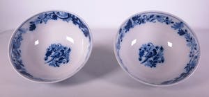 Koninklijke Tichelaar Makkum - Makkum aardewerk, twee kastkommen kopen? Bied vanaf 40!