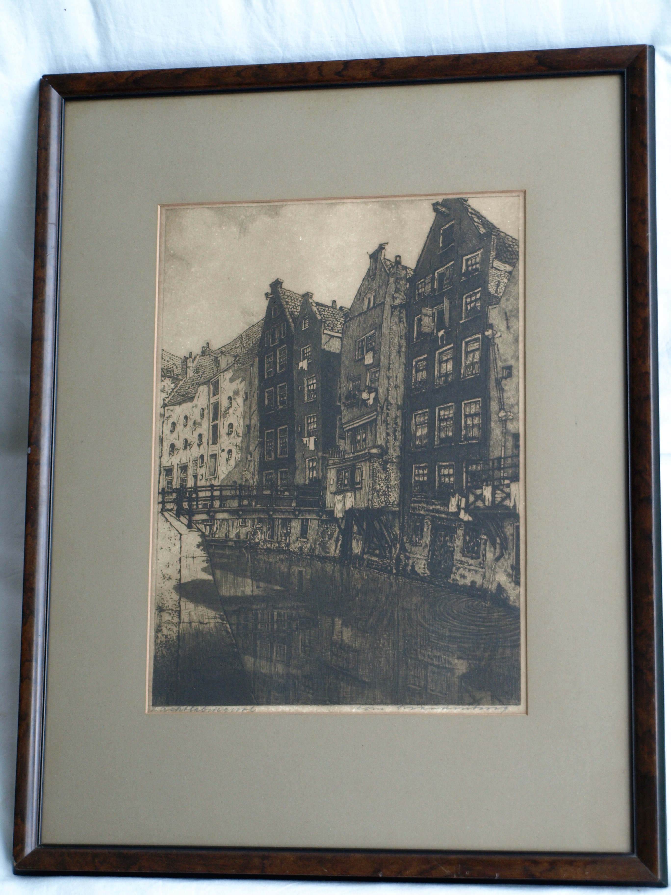 Cornelis Brandenburg - Ets, Oudezijds Achterburgwal, Amsterdam – gesigneerd en ingelijst - 1913 kopen? Bied vanaf 50!