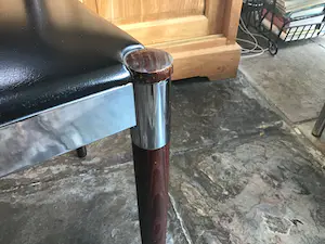 Niet of onleesbaar gesigneerd - Logohuman vintage eetkamerstoel jaren ‘60. kopen? Bied vanaf 1!