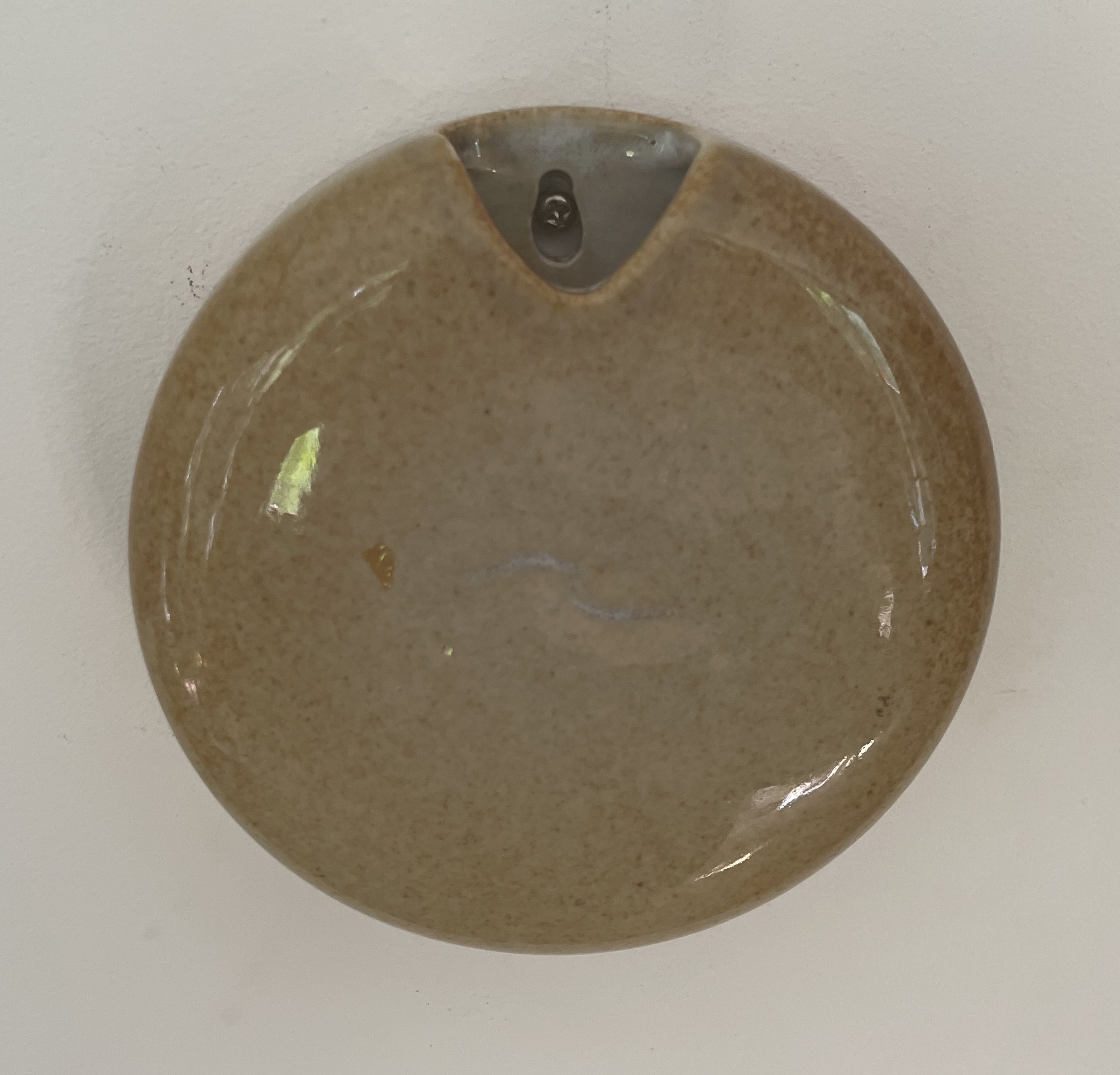 Buy Meindert Zaalberg - Kunstaardewerken ronde muurhanger? Bid from 20!