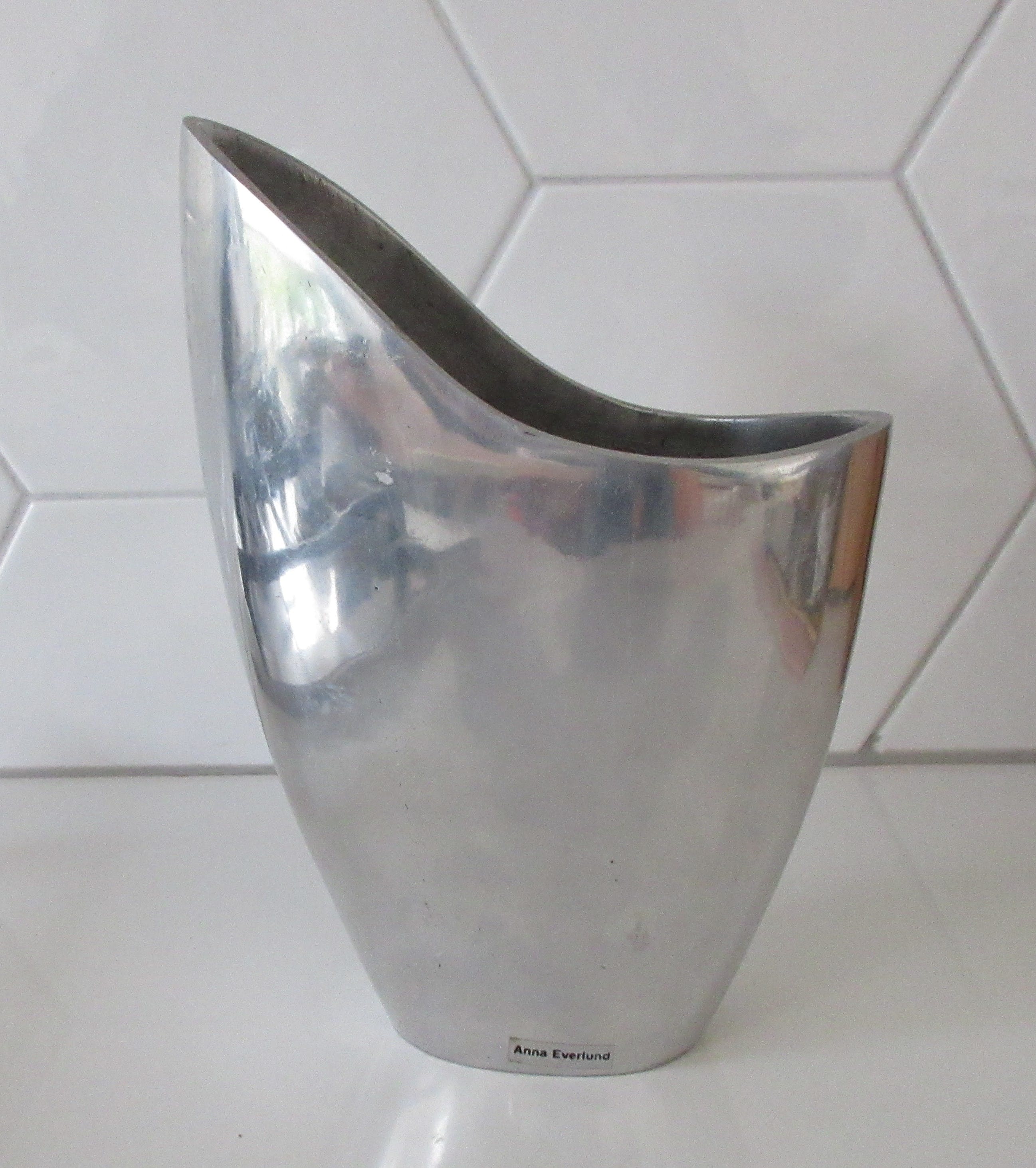 Anna Efverlund - Aluminium Design vaas kopen? Bied vanaf 25!