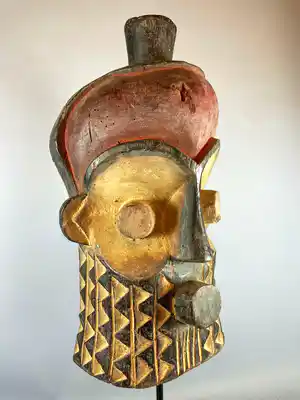 Pende - 220518 African mask from the Pende - Congo. verkocht voor € 45!