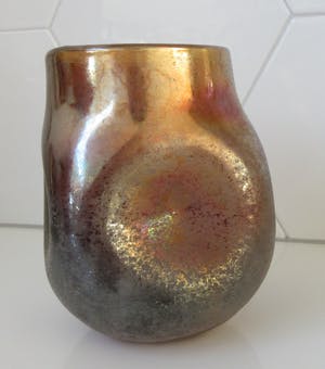 Johann Loetz Witwe - Art Nouveau Oranje glazen Irise knijpvaas kopen? Bied vanaf 85!