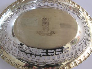 Niet of onleesbaar gesigneerd - Verzilverd Ajour bewerkte broodmand - A&R Sheffield - Engeland kopen? Bied vanaf 1!