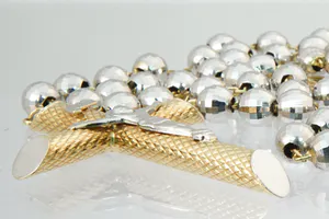 Fraai Italiaans 18 karaats Bi-Color Rozenkrans & Madonna collier - GROOT! kopen? Bied vanaf 860!