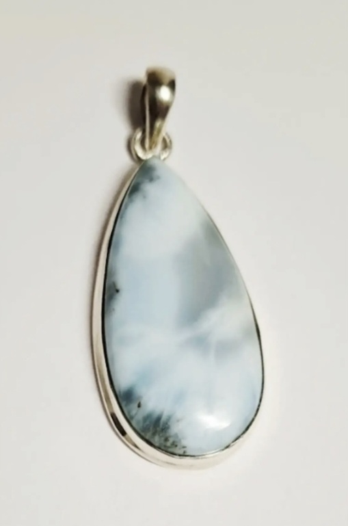 Buy Nieuwe zilveren Hanger met druppel vormige Larimar? Bid from 55!
