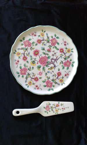 James Kent - Porselein Display/Tray en taartschep verkocht voor € 20!