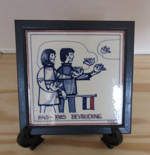 Niet of onleesbaar gesigneerd - Bevrijdingstegel 1945-1985 - 40 bevrijding - gesigneerd CNS kopen? Bied vanaf 10!