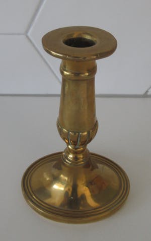 Niet of onleesbaar gesigneerd - Antieke Engelse Messing kandelaar kopen? Bied vanaf 1!