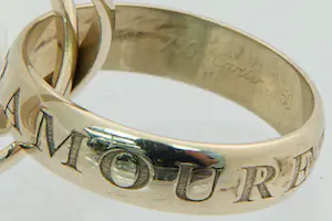 103 - Mooie 18 karaat wit gouden Cartier Amouret Trinity ring kopen? Bied vanaf 1150!