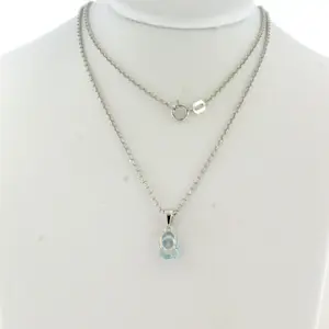 14k wit gouden collier met hanger bezet met topaz 1.00ct - 45 cm lang - 1.9 gram kopen? Bied vanaf 240!