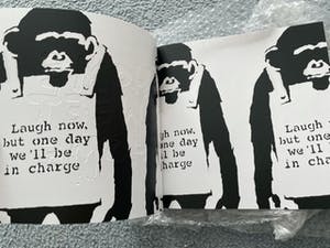 Banksy - Bristol's Home Sweet Home met varia kopen? Bied vanaf 50!