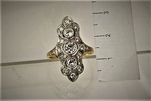 2883 - Art-Deco 14 krt goud en diamant (1.70ct old Eur. cut) "prinsessen" ring kopen? Bied vanaf 970!