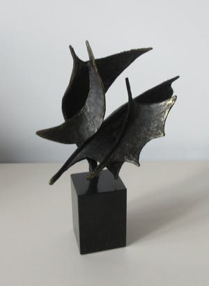 Bernadette Leijdekkers - Bronzen beeld "Wind in de zeilen" kopen? Bied vanaf 70!