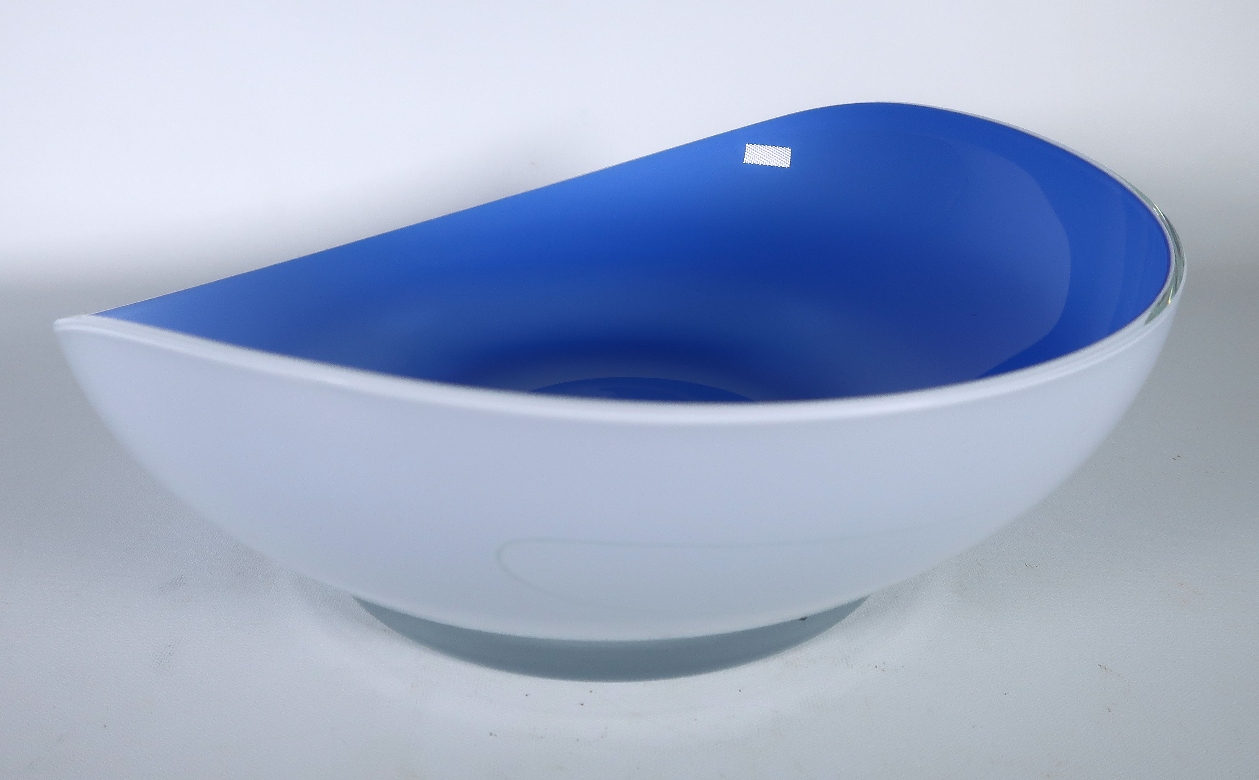 Novy Bor - Glas, Twee schalen kopen? Bied vanaf 1!