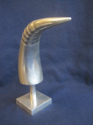 Niet of onleesbaar gesigneerd - Aluminium sculptuur. kopen? Bied vanaf 1!