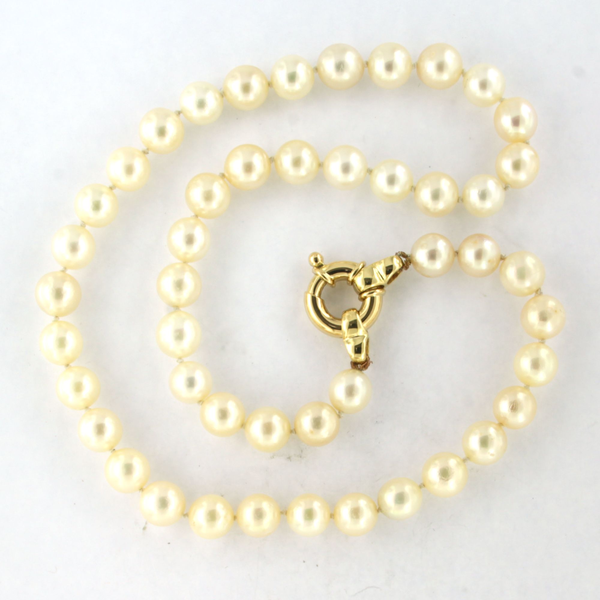 18k geelgouden slot aan een parel collier – 29.5 gram – 40 cm lang kopen? Bied vanaf 390!