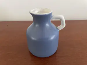 AcheterPlateelbakkerij Zuid-Holland - Vaasje Decor Capri? Enchérissez de 10!