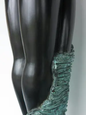 Angelo Moyano - Groot bronzen beeld op houten sokkel, Chic kopen? Bied vanaf 2500!