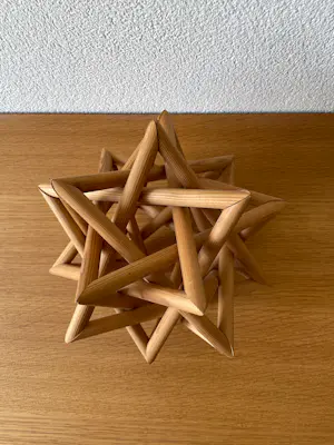 Jan de Koning - Geometrische houten sculptuur (prototype Uniek) kopen? Bied vanaf 125!