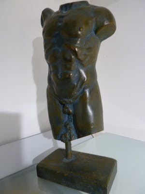 Niet of onleesbaar gesigneerd - Mannelijke torso kopen? Bied vanaf 1!