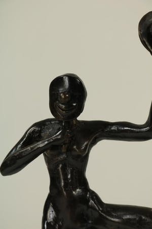 Frans van Straaten - brons: clown met masker kopen? Bied vanaf 395!