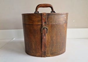 Curiosa - Vijf retro Koffertjes - Hout, Leer, Skai Messing beslag - PRIJS VERLAAGD kopen? Bied vanaf 89!