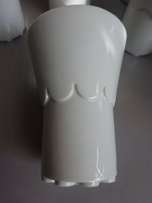 Frans Ottink - 6 witte porselein bekers allen verschillend en in nieuwstaat kopen? Bied vanaf 60!