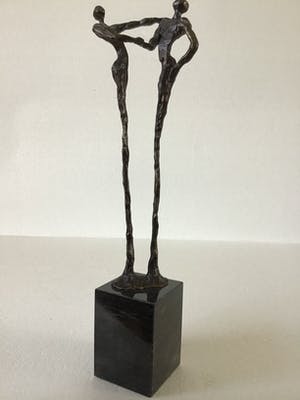 Corry Ammerlaan - “Dank” de Handdruk. Groot beeld 28 cm. kopen? Bied vanaf 1!