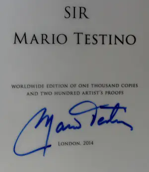 Mario Testino - Boek: Sir (handgesigneerd) - 2015 kopen? Bied vanaf 695!