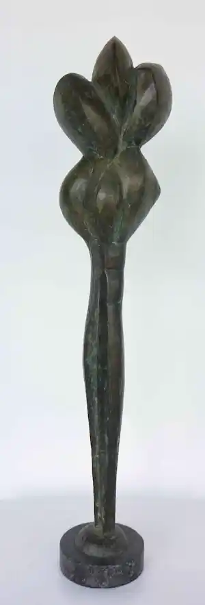 Ed van Teeseling - Groot bronzen beeld, Femme-Fleur verkauft für € 500!