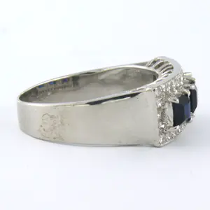 18k witgouden ring bezet met saffier en single cut geslepen diamanten tot.0.38ct kopen? Bied vanaf 500!