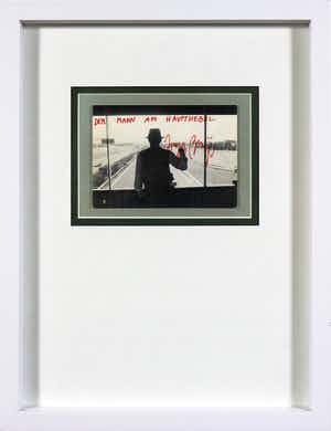 Joseph Beuys - Gesigneerde postkaart, Der Mann am Haupthebel verkocht voor € 1!