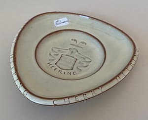 Jens Quistgaard - Steengoed schaal gemaakt voor de firma Cherry Heering uitgevoerd bij Palshus kopen? Bied vanaf 1!